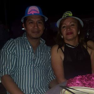 Meet your Posher, Norma alicia